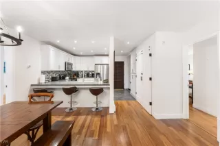 Photo #4: 1018020 Listing