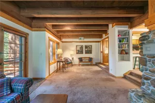 Photo #6: 1018025 Listing