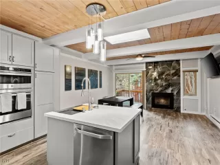 Photo #4: 1018055 Listing 