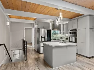 Photo #5: 1018055 Listing 