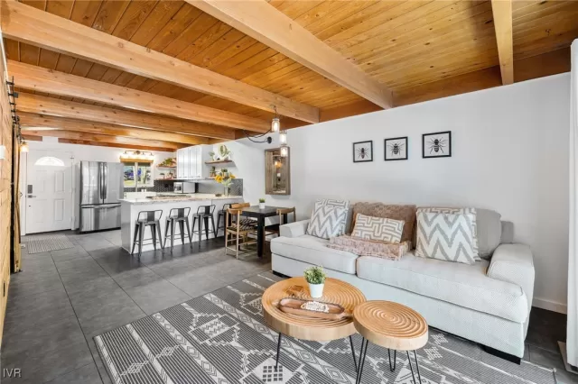 MLS: 1018076 Condo For Sale