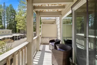 Photo #2: 1018076 Listing