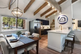 Photo #3: 1018081 Listing 