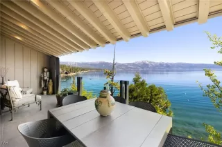 Photo #4: 1018117 Listing