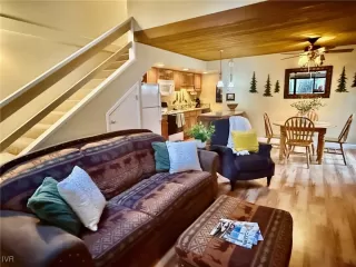 Photo #5: 1018120 Listing 