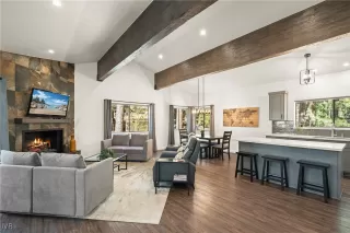 Photo #1: 1018165 Listing 