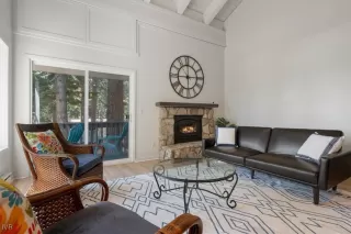 Photo #5: 1018181 Listing 