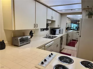 Photo #5: 1018193 Listing 