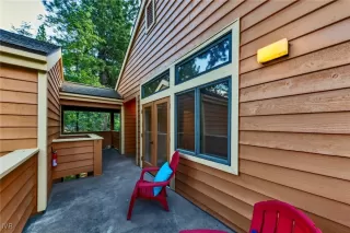 Photo #6: 1018213 Listing