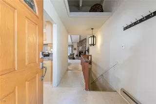 Photo #3: 1018214 Listing 