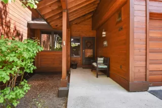 Photo #1: 1018268 Listing