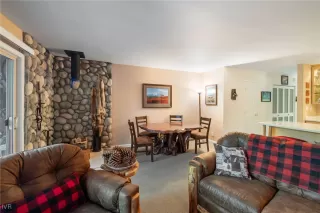 Photo #3: 1018289 Listing