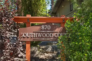 More Details about MLS # 1018405 : 870 SOUTHWOOD BOULEVARD 7