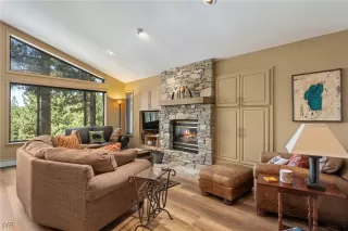 Photo #2: 1018407 Listing 