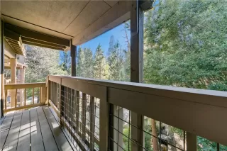 Photo #5: 1018441 Listing