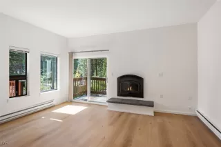 Photo #1: 1018452 Listing