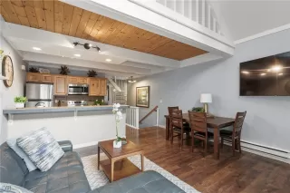 Photo #4: 1018459 Listing 