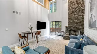 Photo #1: 1018461 Listing 