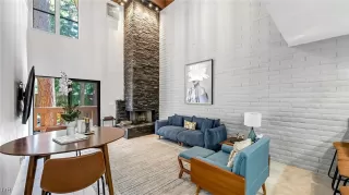 Photo #4: 1018461 Listing 