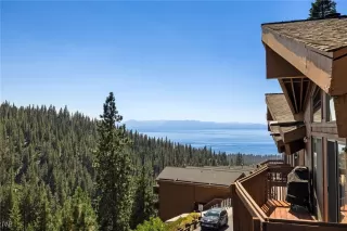 Photo #1: 1018469 Listing