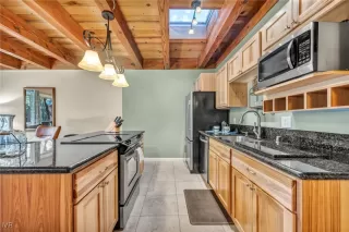 Photo #1: 1018511 Listing