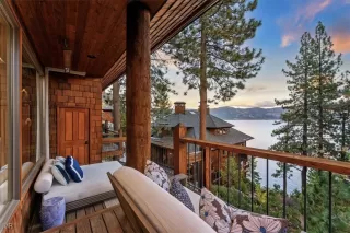 Photo #3: 1018522 Listing