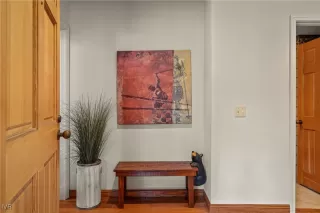 Photo #2: 1018549 Listing 