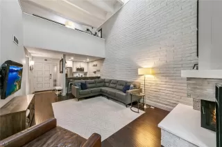 Photo #5: 1018611 Listing 