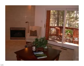 Photo #4: 937365 Listing 