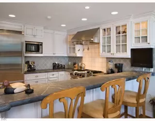 Photo #3: 938615 Listing