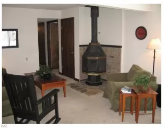 Photo #1: 938993 Listing 