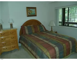 Photo #5: 939511 Listing