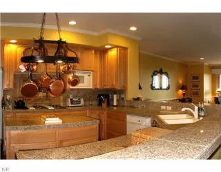 Photo #4: 939752 Listing