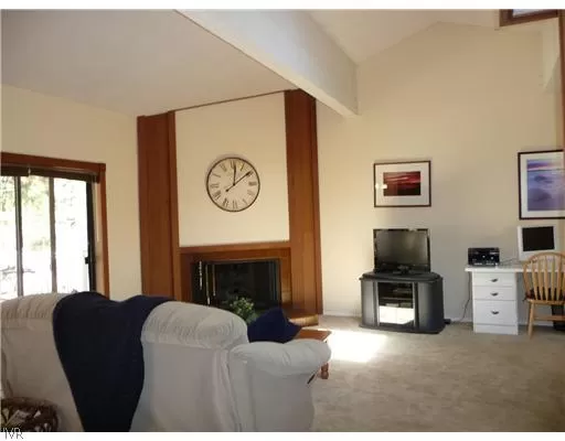 MLS: 939774 Condo For Sale