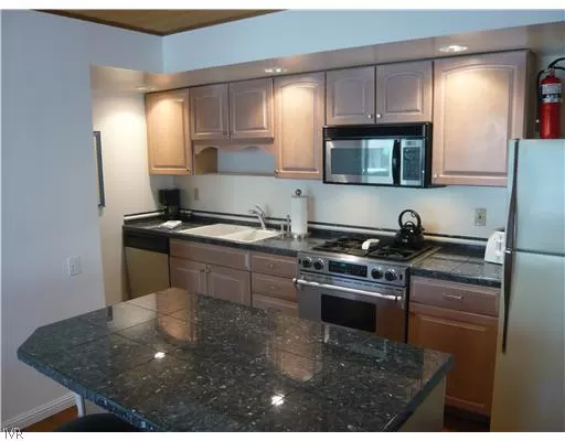 MLS: 939854 Condo For Sale