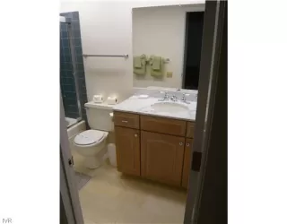 Photo #4: 939854 Listing