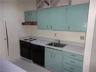 Photo #3: 940019 Listing