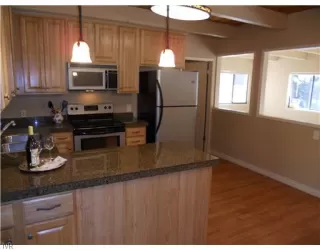 Photo #4: 940214 Listing 