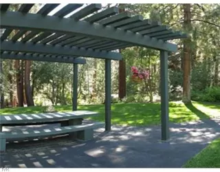 Photo #1: 940345 Listing