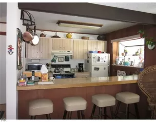 Photo #2: 940345 Listing