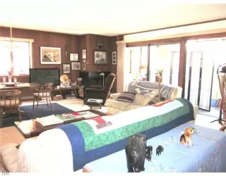 Photo #3: 940345 Listing