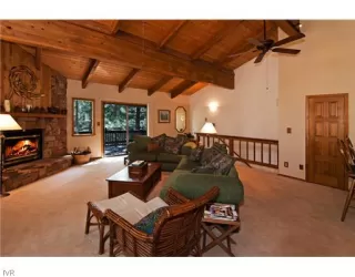 Photo #2: 940374 Listing