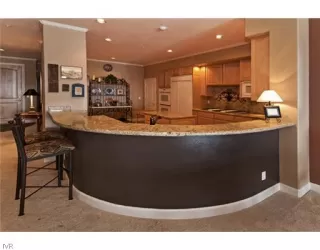 Photo #3: 940379 Listing