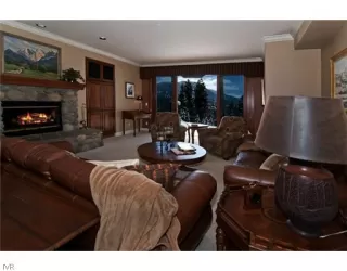 Photo #5: 940379 Listing