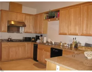 Photo #6: 940392 Listing 