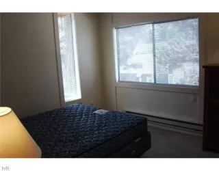 Photo #5: 940424 Listing