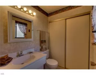 Photo #6: 940430 Listing 