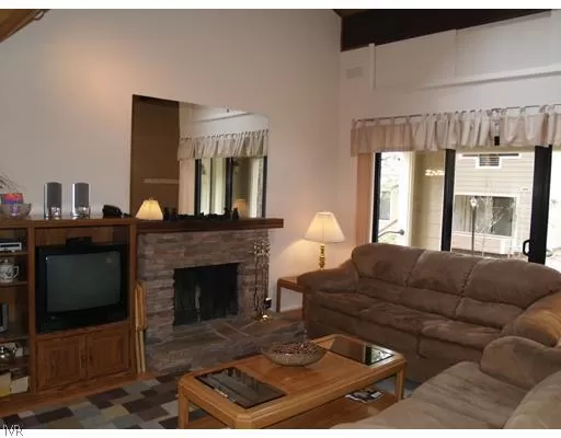MLS: 940434 Condo For Sale