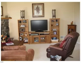 Photo #2: 940447 Listing