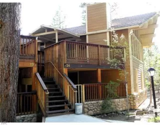 Photo #2: 940497 Listing